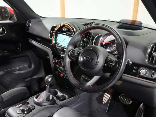 BMW MINI CROSSOVER