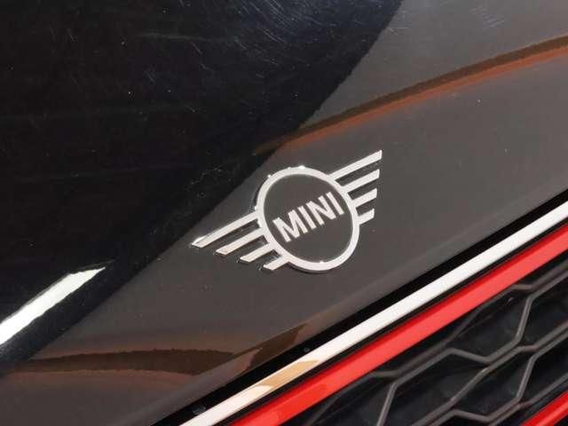 BMW MINI CROSSOVER