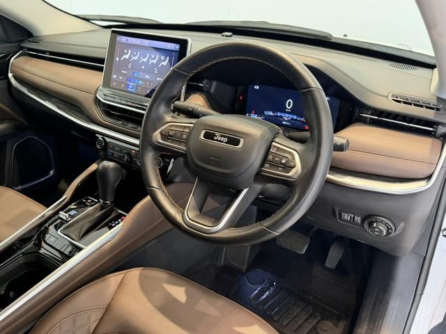 JEEP COMMANDER