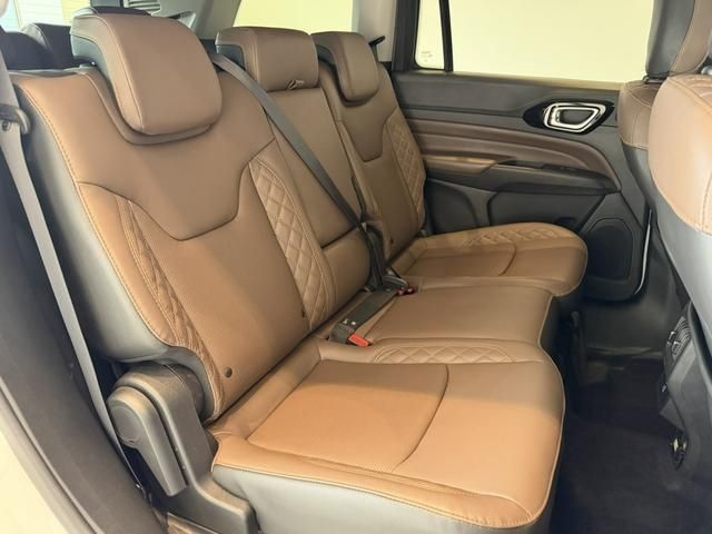 JEEP COMMANDER