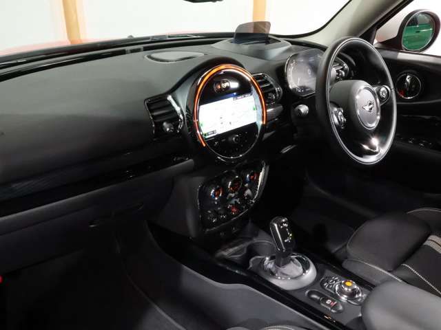 MINI COOPER S CLUBMAN