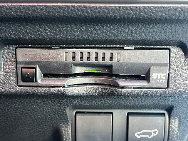 COROLLA CROSS HYBRID