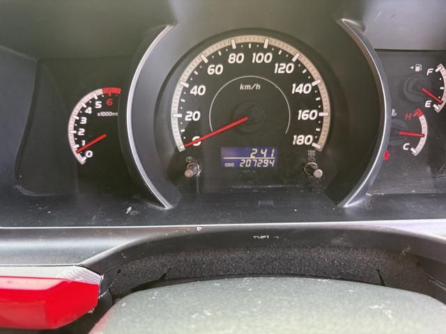 HIACE COMMUTER