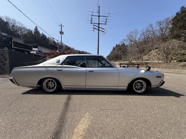 CEDRIC hardtop