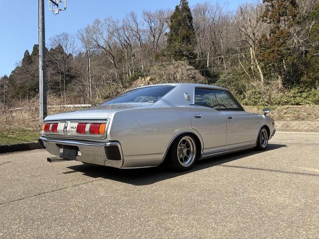 CEDRIC hardtop