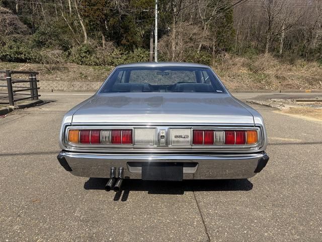 CEDRIC hardtop