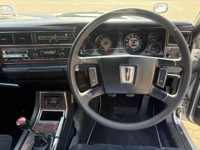 CEDRIC hardtop