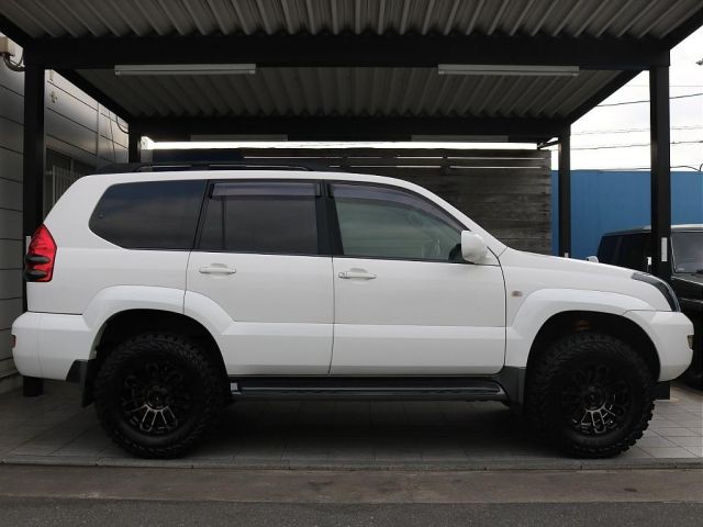 LANDCRUISER PRADO