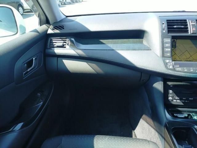CROWN sedan