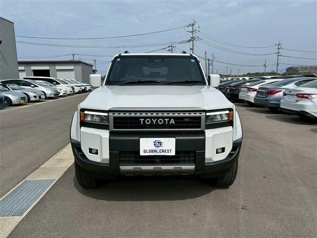 LANDCRUISER 250