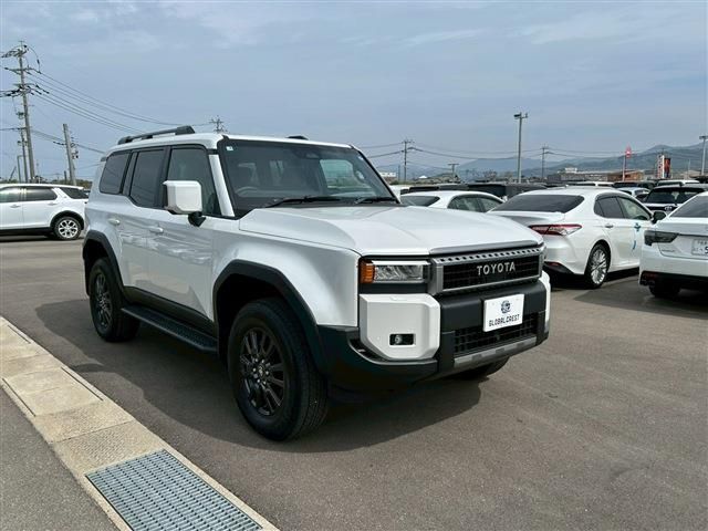 LANDCRUISER 250