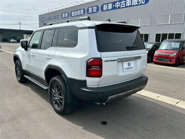 LANDCRUISER 250