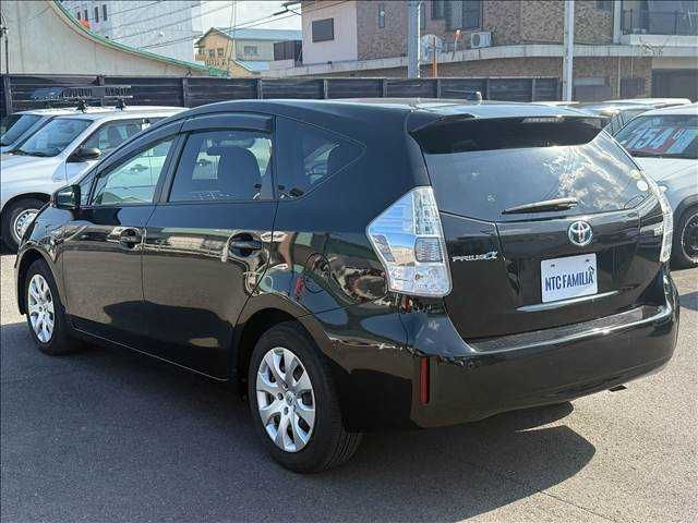 PRIUS Alpha