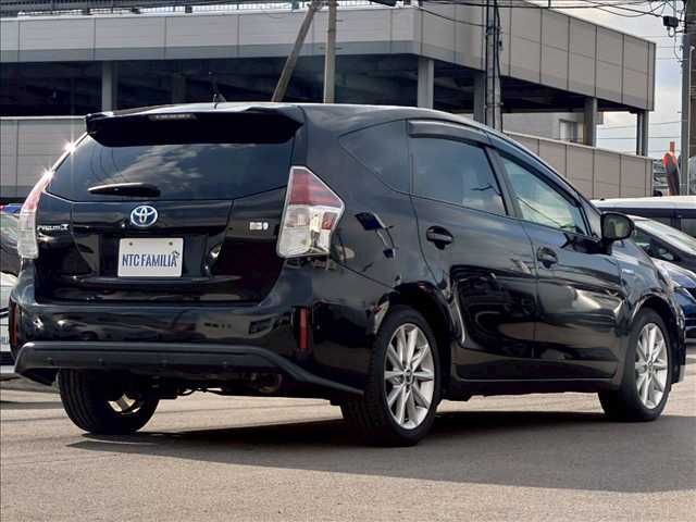 PRIUS Alpha