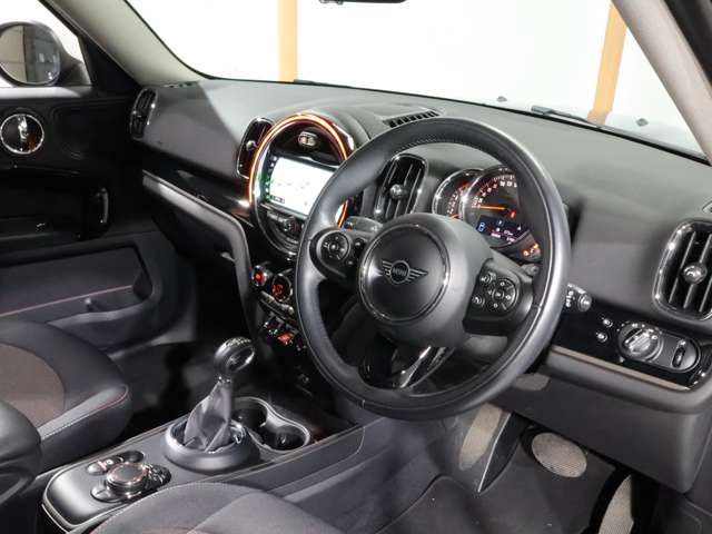 BMW MINI COOPER D CROSSOVER