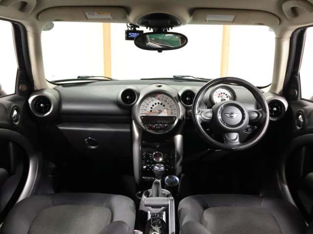 BMW MINI COOPER CROSSOVER