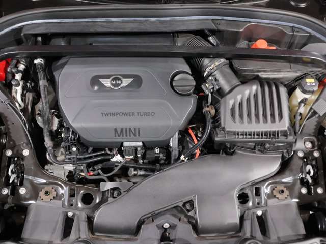 BMW MINI COOPER SD CROSSOVER
