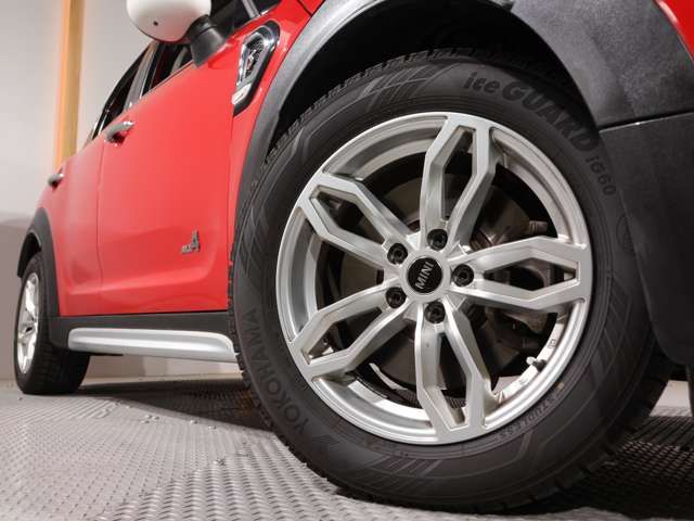 BMW MINI COOPER SD CROSSOVER