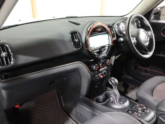 BMW MINI COOPER D CROSSOVER