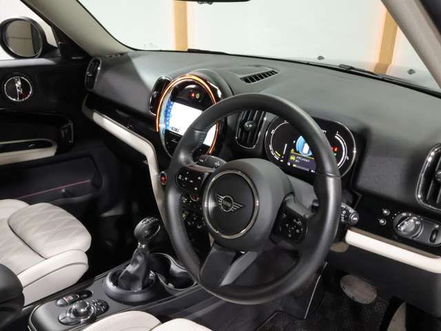 MINI COOPER S E CROSSOVER