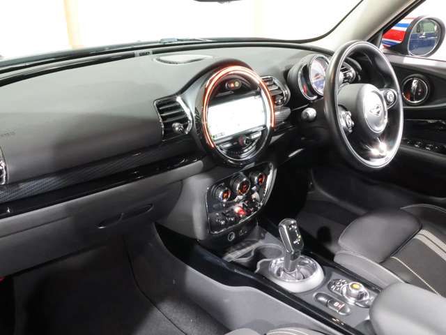 MINI COOPER S CLUBMAN