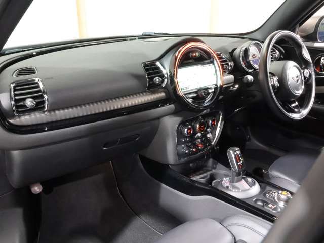 MINI COOPER S CLUBMAN
