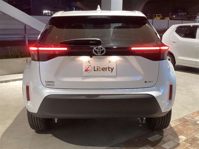 YARIS CROSS HYBRID