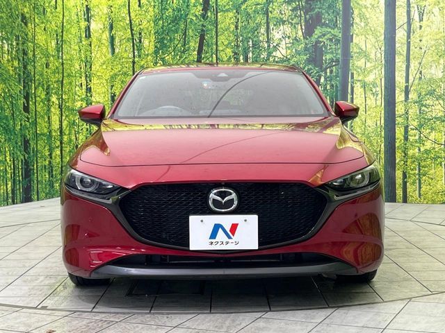 MAZDA3 FASTBACK