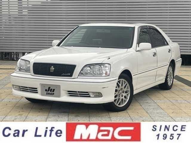 CROWN sedan
