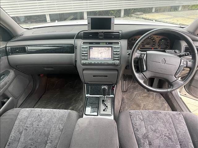 CROWN sedan