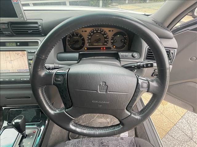 CROWN sedan