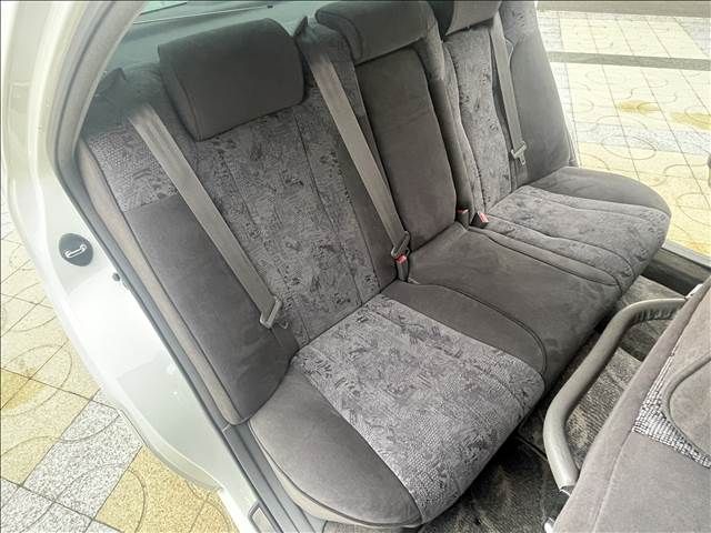 CROWN sedan