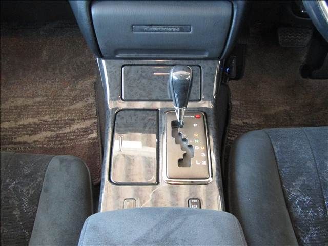 CROWN sedan