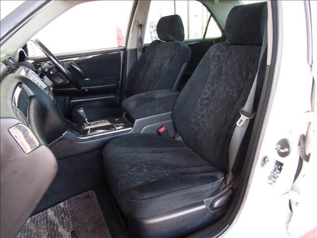 CROWN sedan