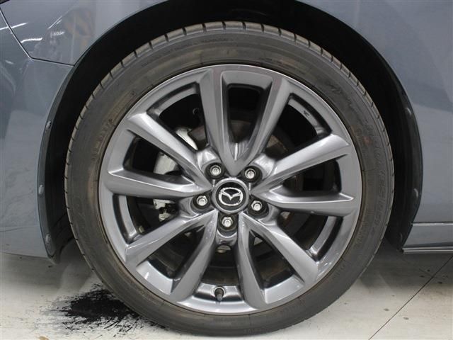 MAZDA3 FASTBACK