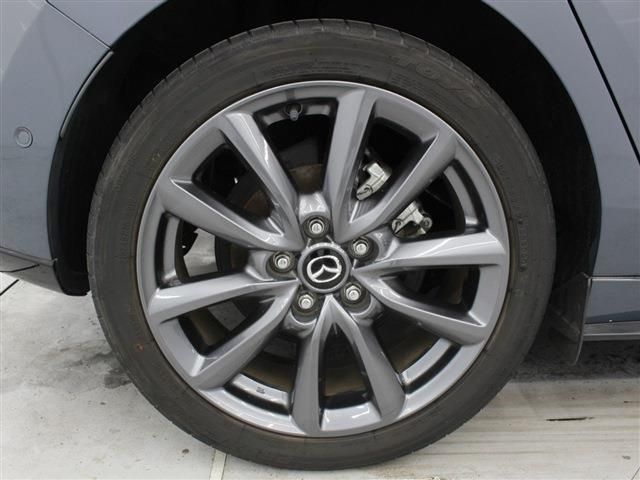 MAZDA3 FASTBACK
