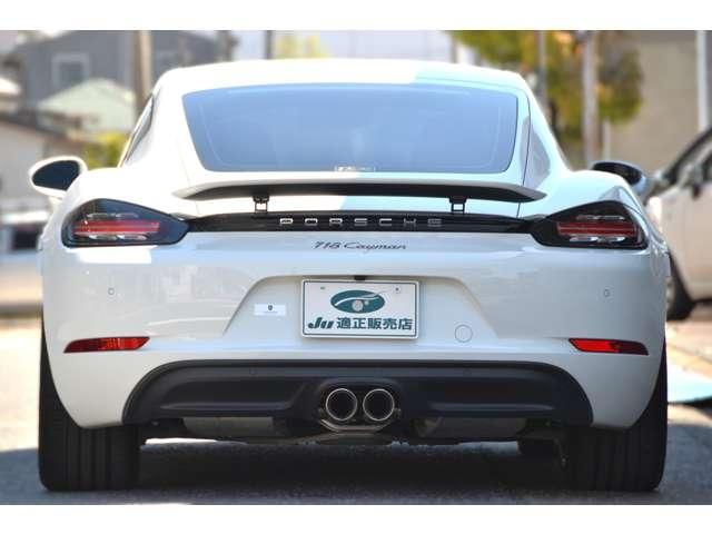 PORSCHE 718 CAYMAN