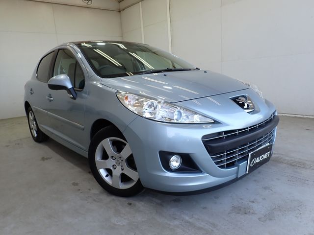 PEUGEOT 207