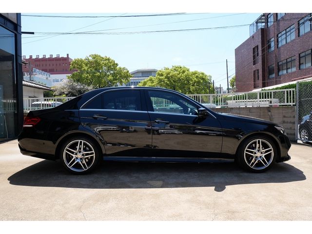 MERCEDES BENZ E-Class sedan