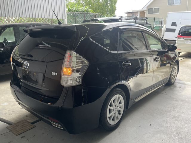 PRIUS Alpha
