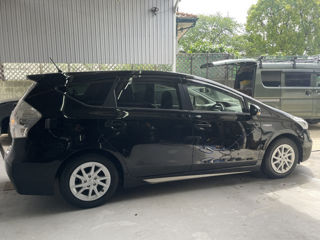 PRIUS Alpha