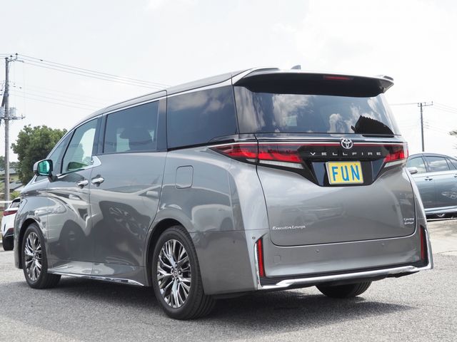 VELLFIRE  HYBRID 4WD