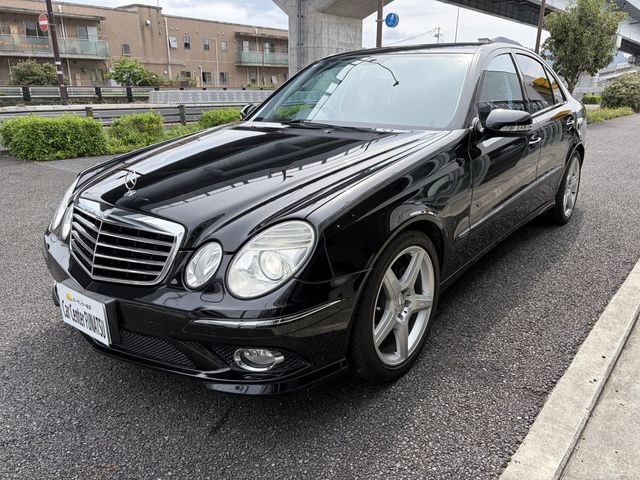 MERCEDES BENZ E class sedan