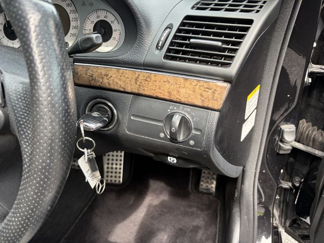 MERCEDES BENZ E class sedan