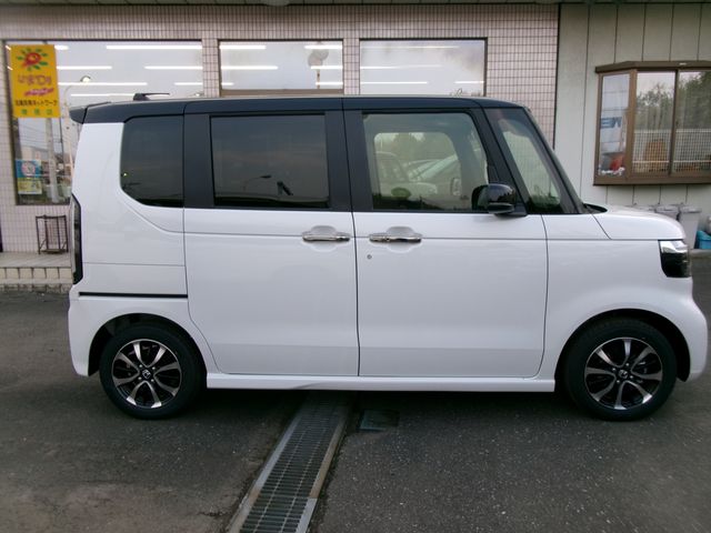 N-BOX CUSTOM
