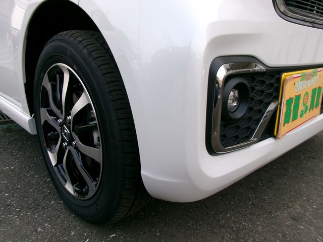 N-BOX CUSTOM