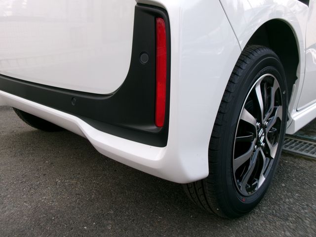 N-BOX CUSTOM