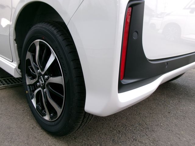 N-BOX CUSTOM