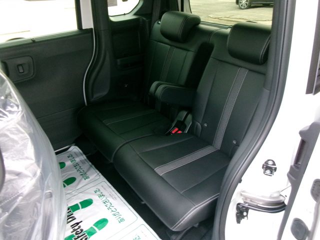 N-BOX CUSTOM