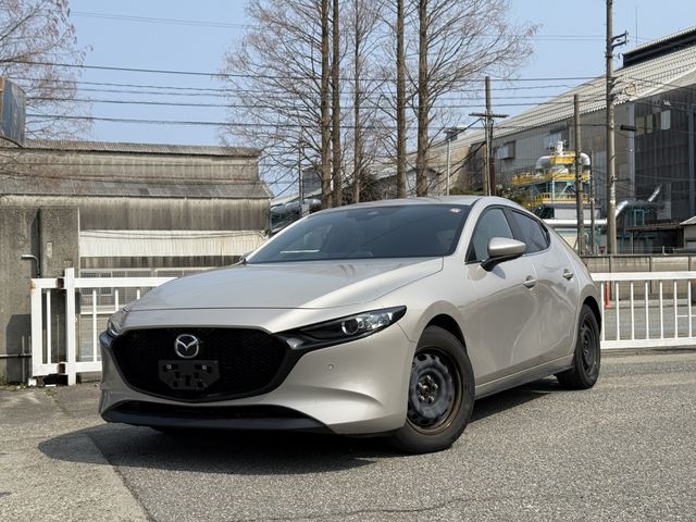 MAZDA3 FASTBACK